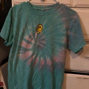 tie dye t-shirt with smiley face